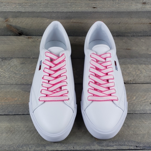 Tommy Hilfiger Women's White/Fuschia Sneakers NEW - Picture 5 of 11